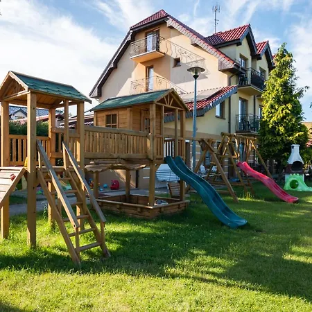 Konukevi Bursztyn