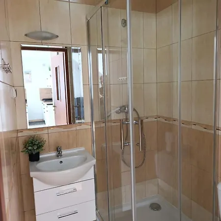 Konukevi Bursztyn 3*